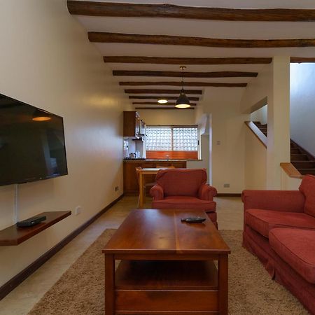 No 5 Boutique Hotel Limited Энтеббе Экстерьер фото
