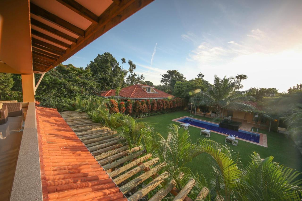 No 5 Boutique Hotel Limited Энтеббе Экстерьер фото