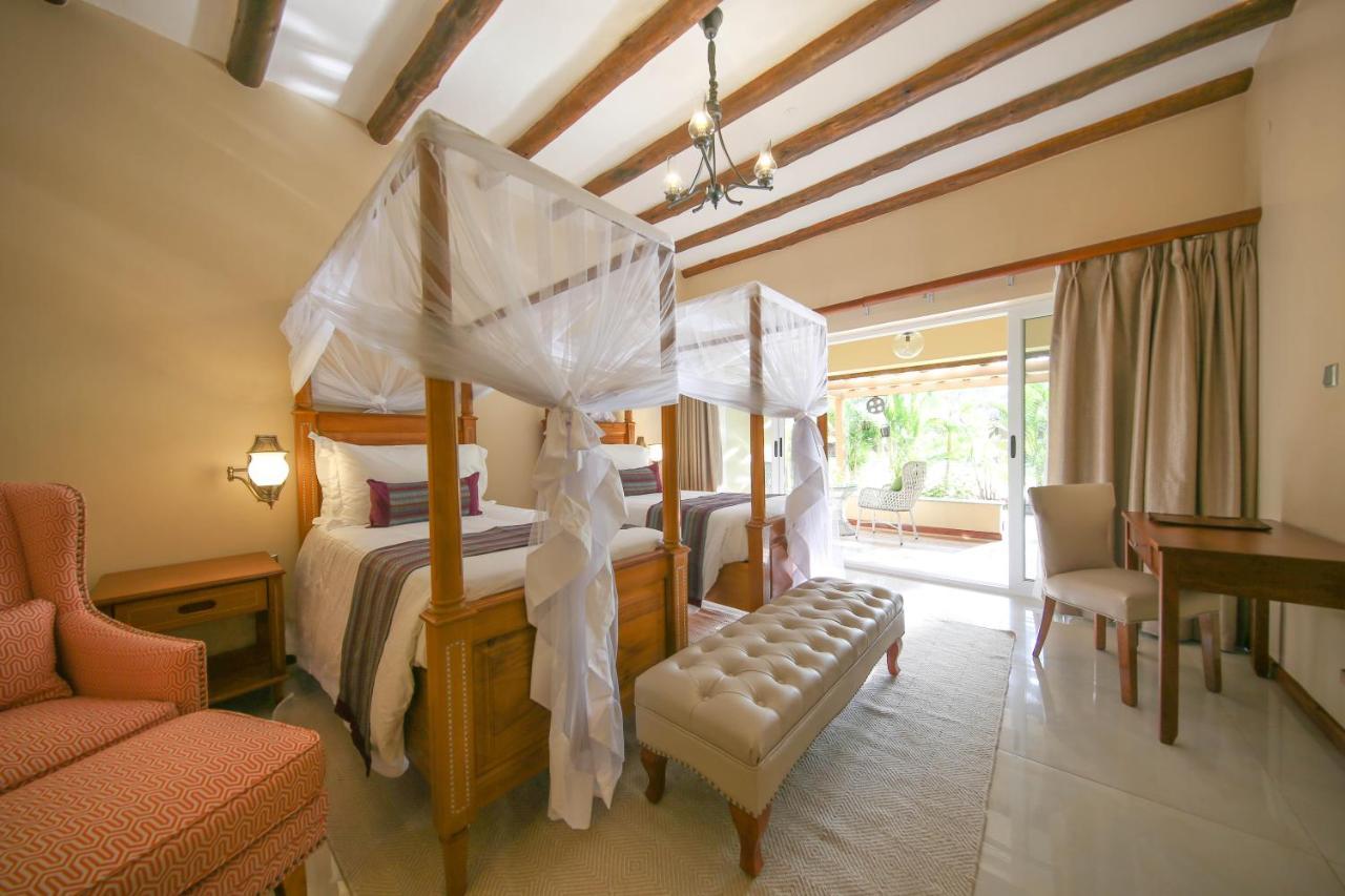 No 5 Boutique Hotel Limited Энтеббе Экстерьер фото